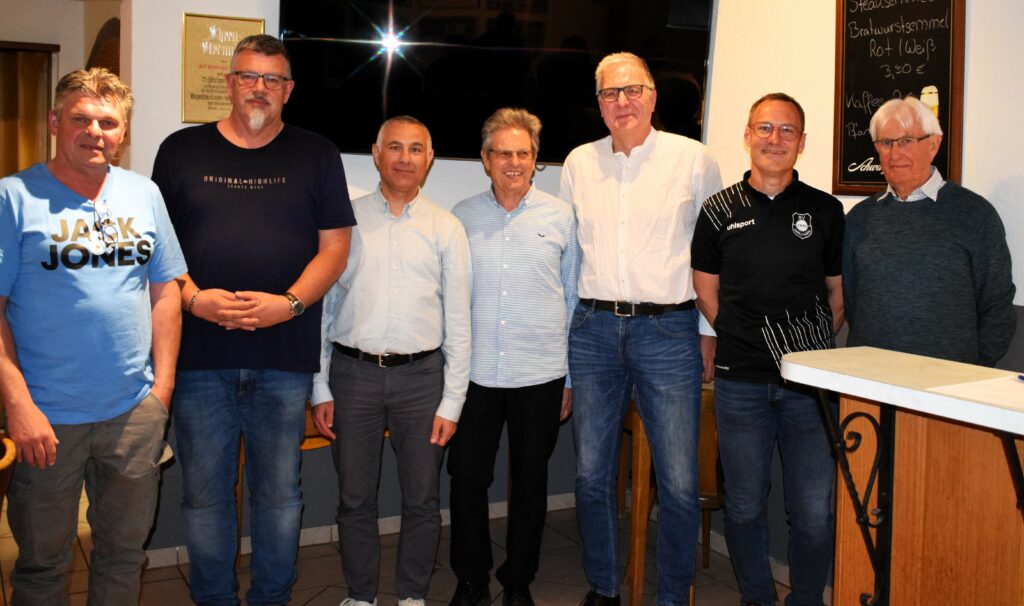 SV Gablingen Historisch - Neuer und alter Vorstand